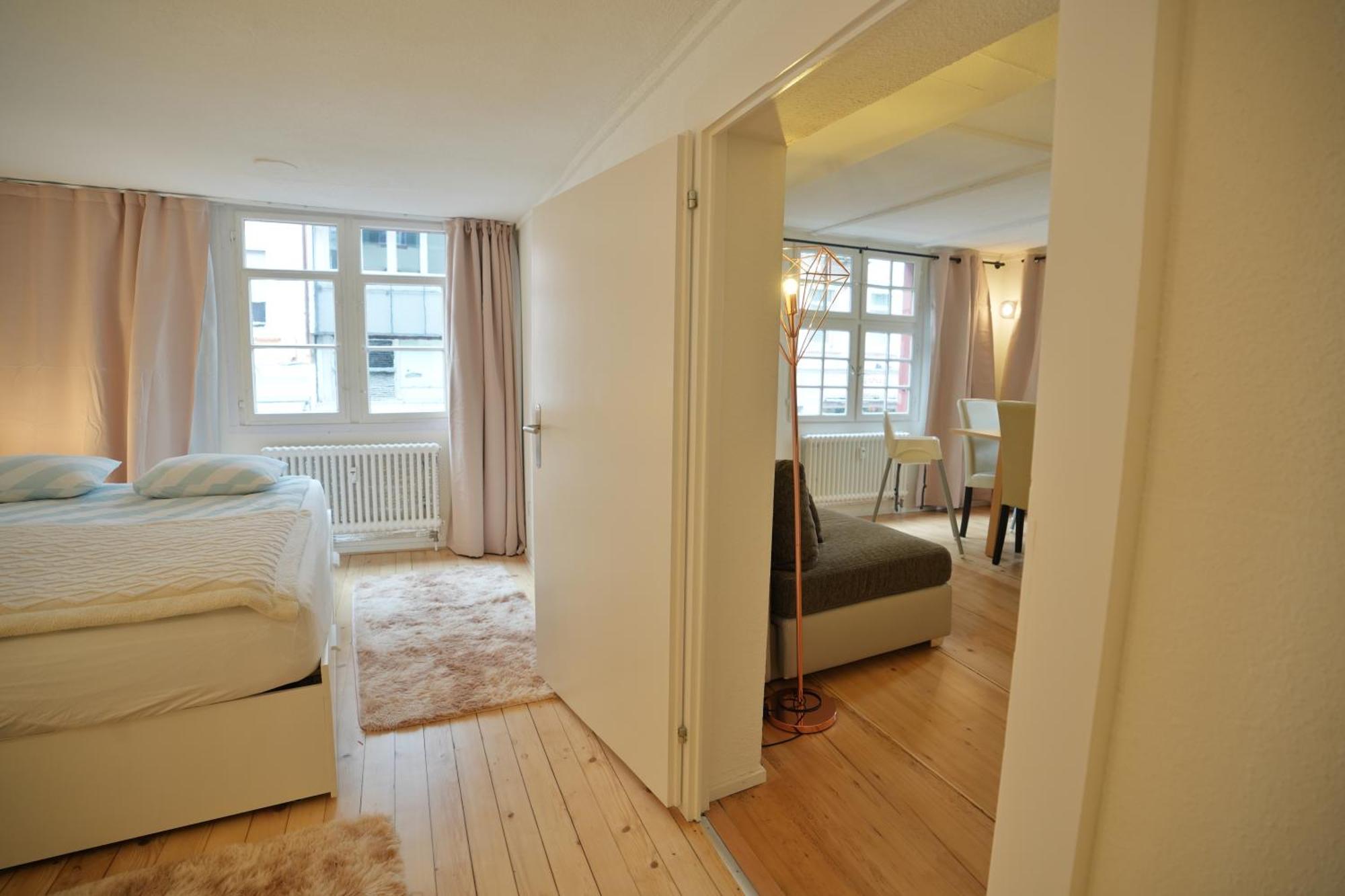 Cozy City Center, 4 Bedroom- 120Sq, 5Min Walk To Main Station Базель Екстер'єр фото