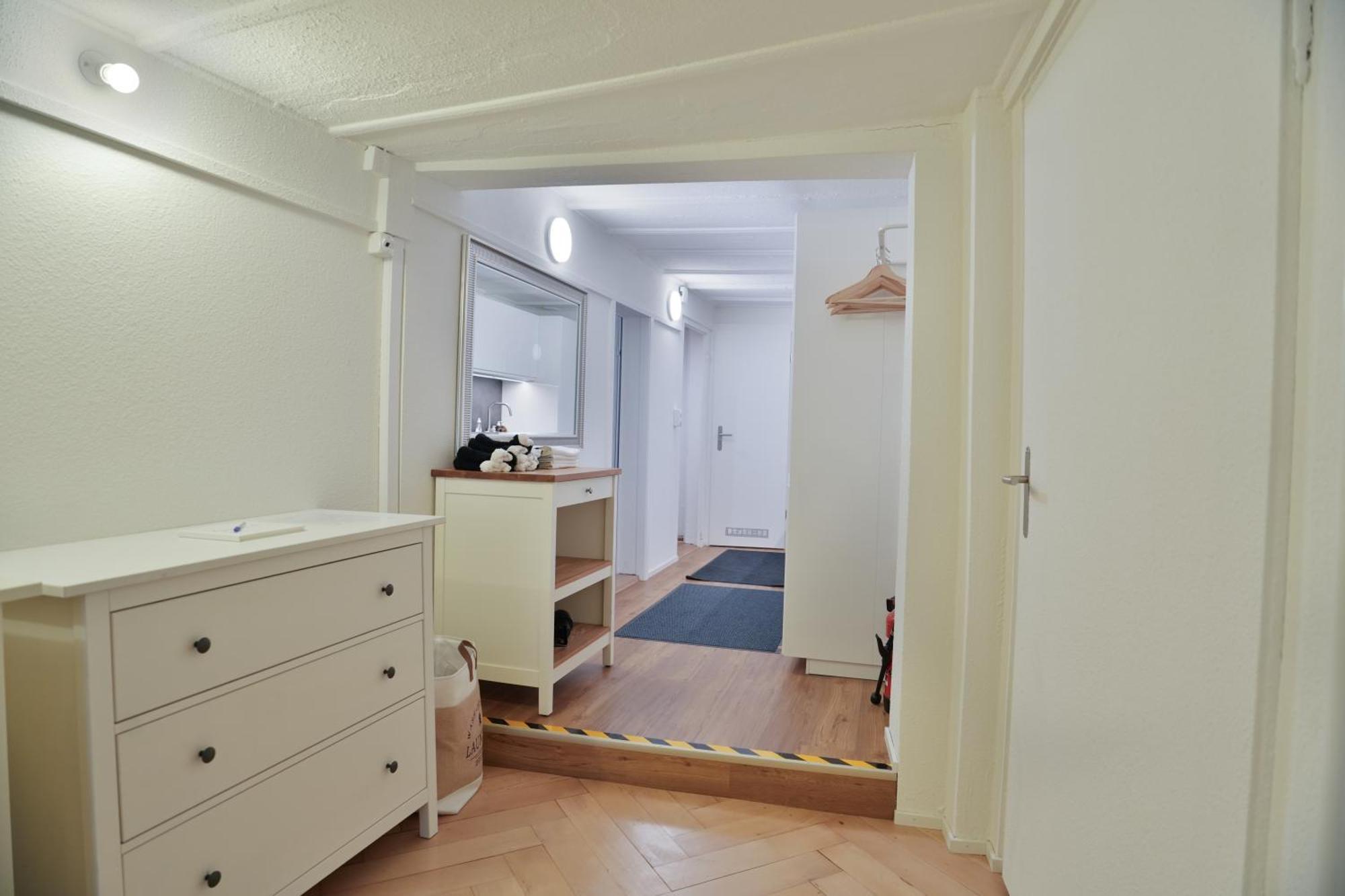 Cozy City Center, 4 Bedroom- 120Sq, 5Min Walk To Main Station Базель Екстер'єр фото